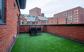 Dreamhouse Apartments Manchester City West