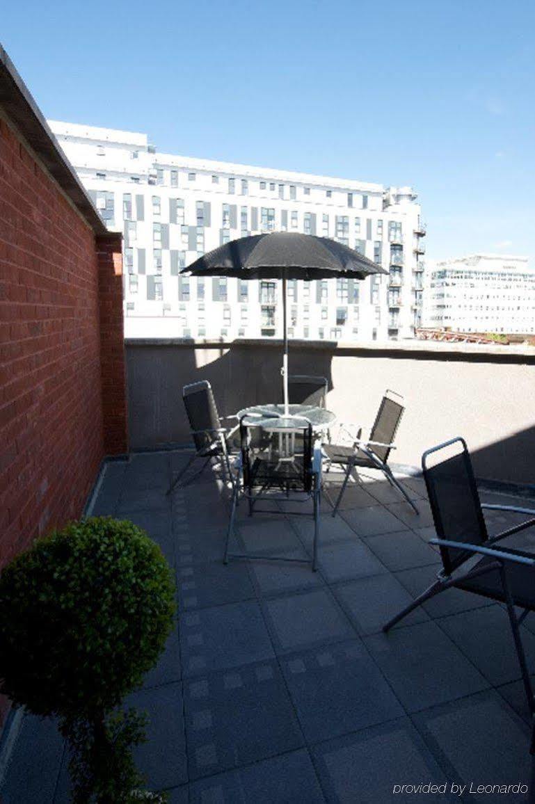 Dreamhouse Apartments Manchester City West Exterior photo