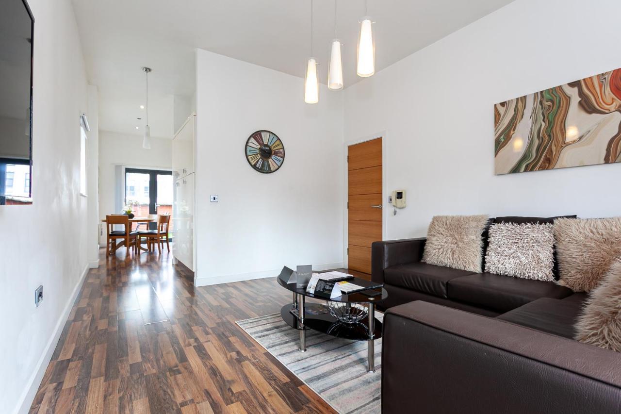 Dreamhouse Apartments Manchester City West Exterior photo